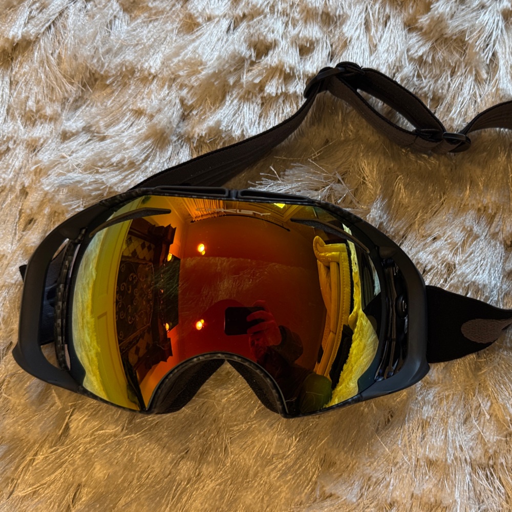 Oakley Airbrake ski goggles